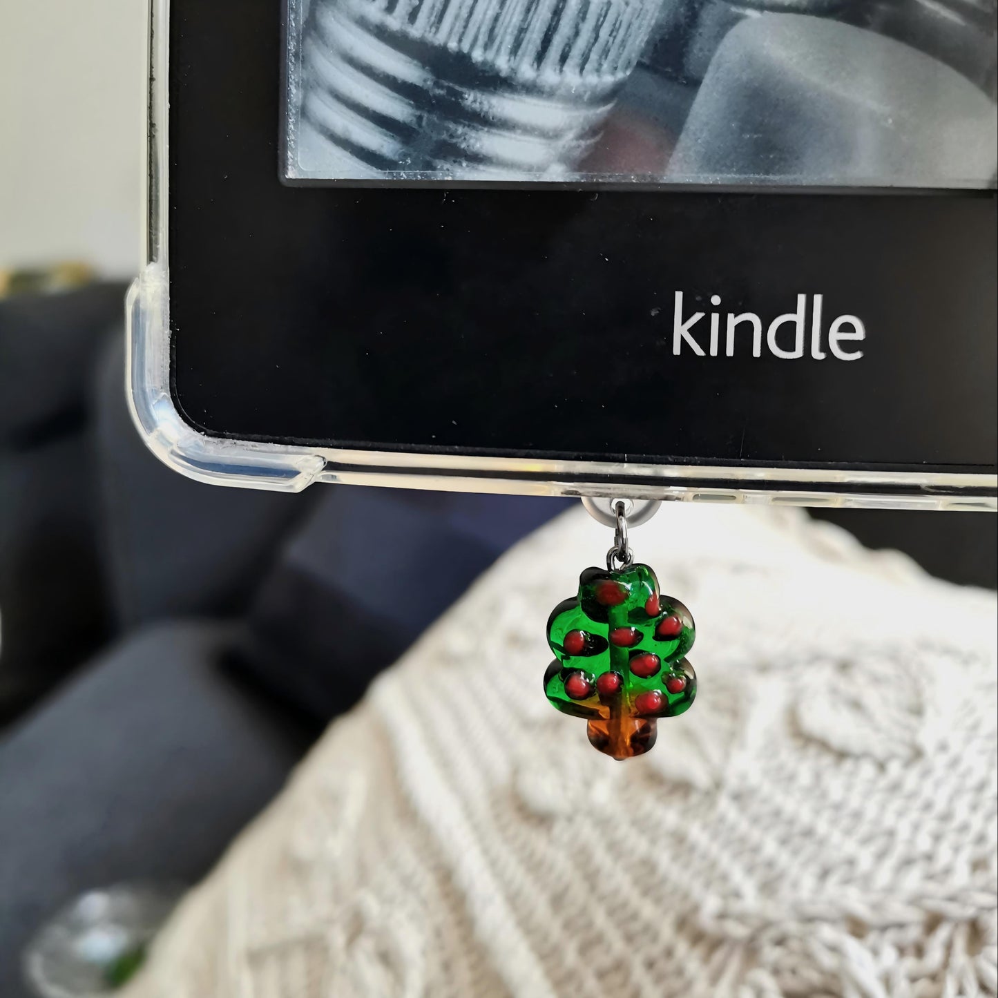 **HOLIDAY SPECIAL**Kindle Accessories | Kindle Charm | Beaded Glass Christmas Tree | Bookish Accessories